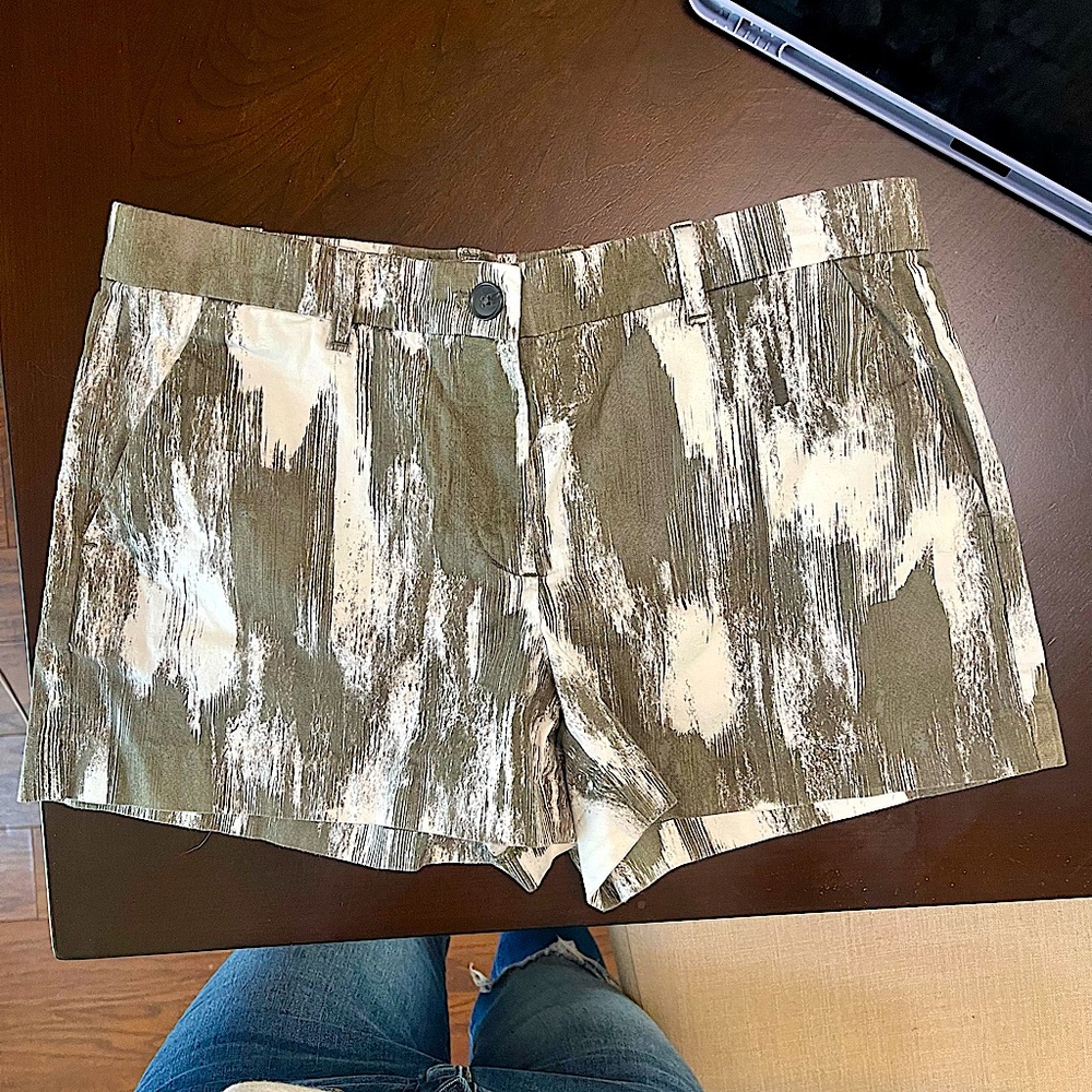 Women’s Gap Summer Shorts size 4
